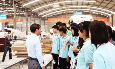 校企合作深化技術交流，云南新華電腦學校師生蒞臨澳都參觀訪問圓滿落幕